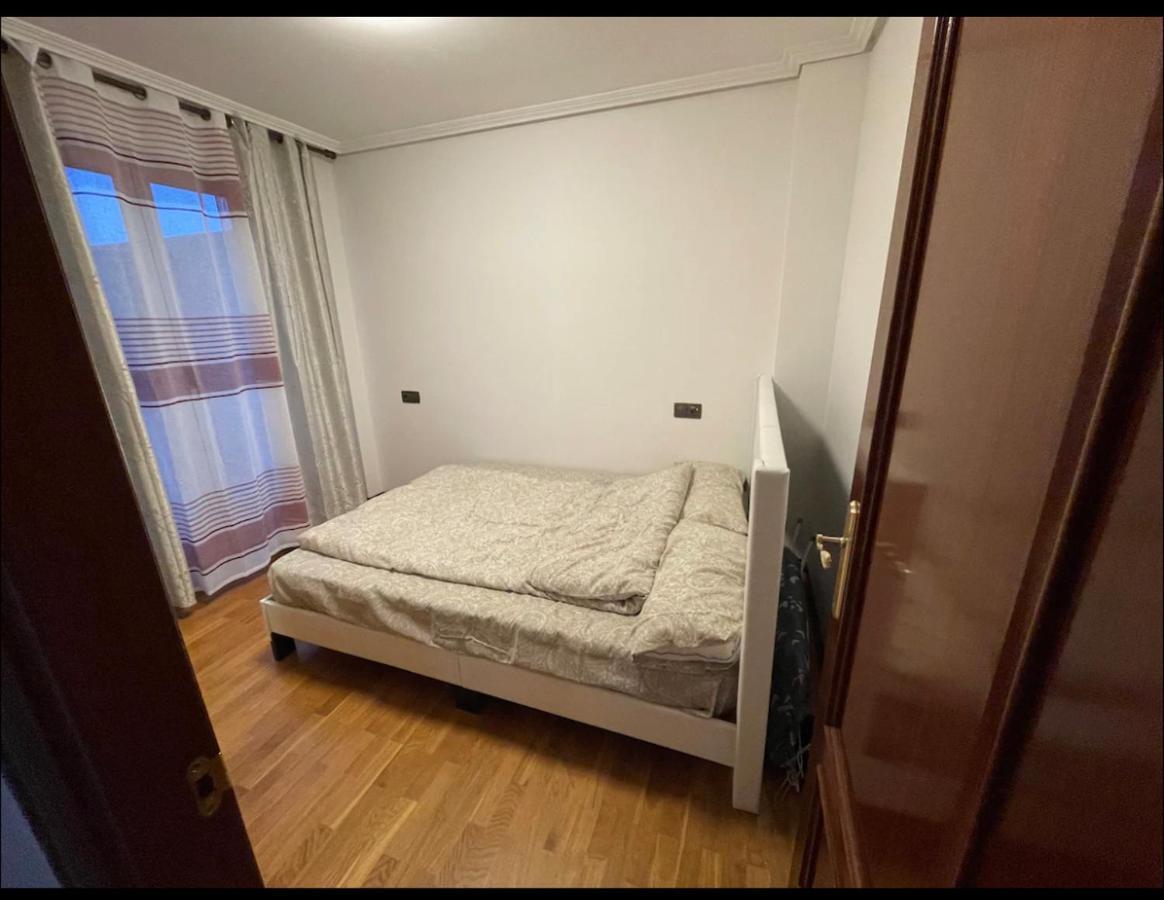 Bonito Piso Con Aparcamiento A Pie De La Calle . Nájera Екстериор снимка