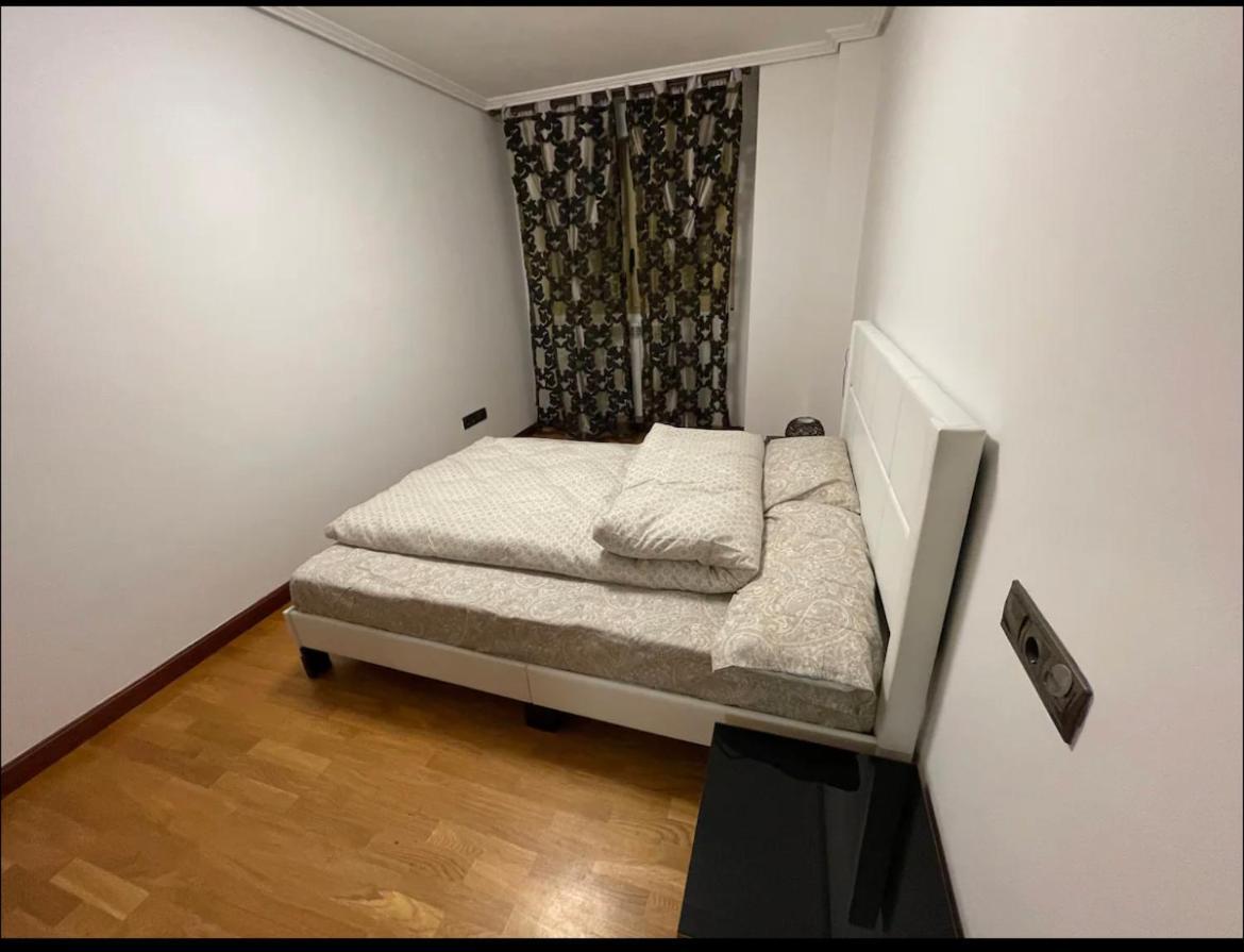 Bonito Piso Con Aparcamiento A Pie De La Calle . Nájera Екстериор снимка